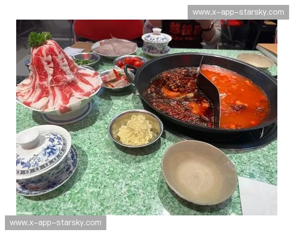 火锅与早茶的巅峰对垒：如果人生有AB面，你会选重庆还是广州？